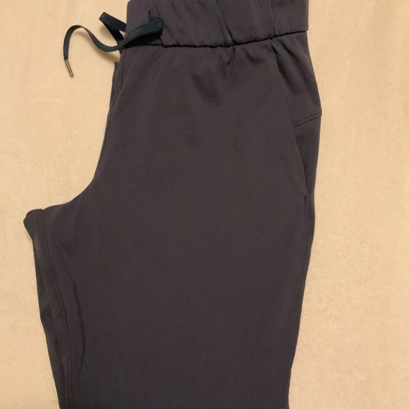 Gradual Women Sweatpants For Golf, Athletic or Travel - Picture 3 of 6